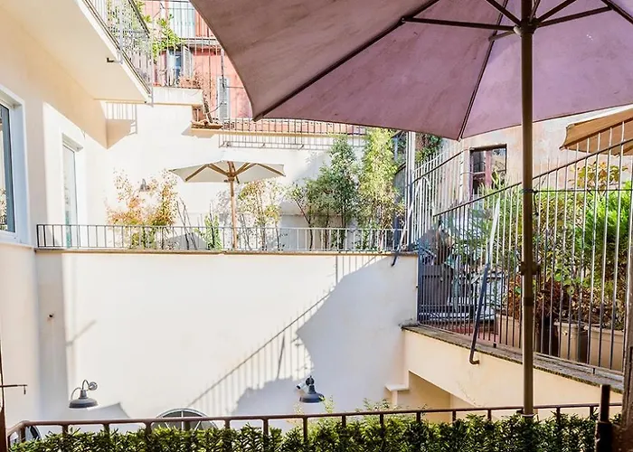 Apartament Urbana Otto - Designer In The Heart Of Monti *